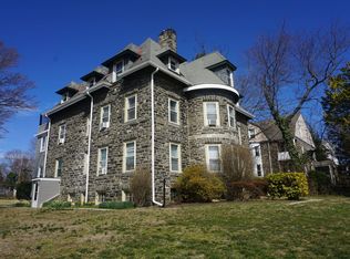 14 E Park Rd APT 2E, Havertown, PA 19083