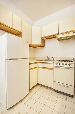 Rented by Zumper Inc | media 17