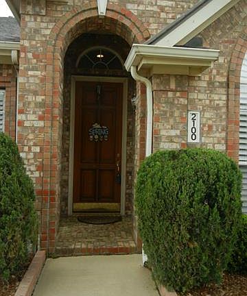 2nd image of 2100 Welch Ct
