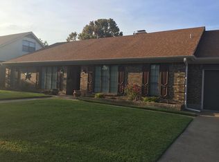 3325 E Houston St, Paris, TX 75460