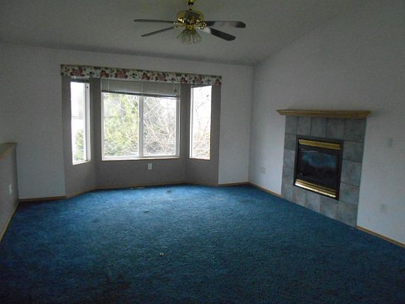 5th image of 6501 81st St NE