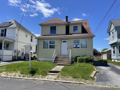 16 Clifton Street, Waterford, CT, 06385