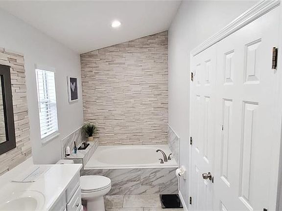 3rd image of 327 Majesty Dr
