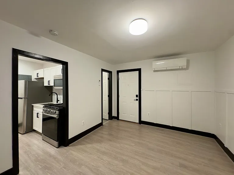 Apartment Units in Mt Vernon! — Photo 11
