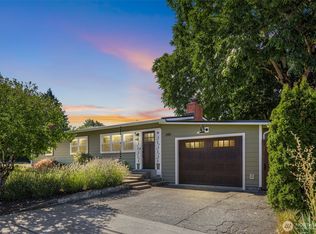 2411 NE 7th St, Renton, WA 98056