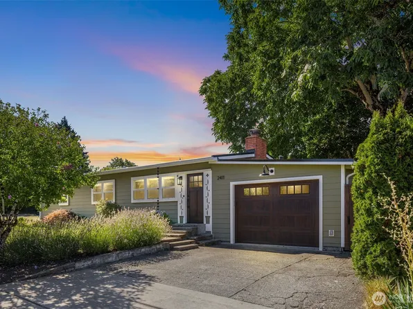 2411 NE 7th St, Renton, WA 98056