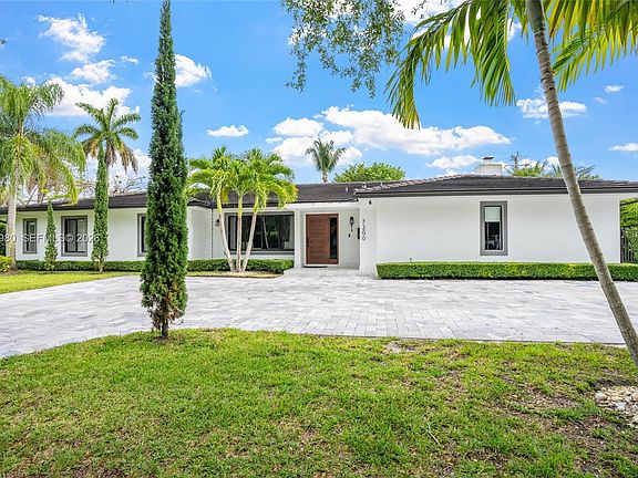 4th image of 7200 SW 107th Ter