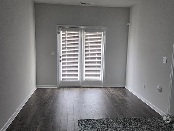 5th image of 6087 Beadlow St