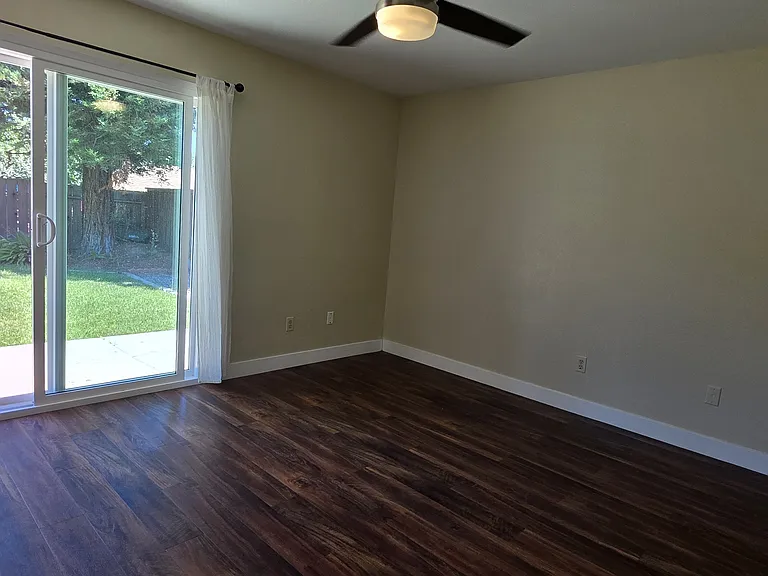 1921 Temescal Dr — Photo 13
