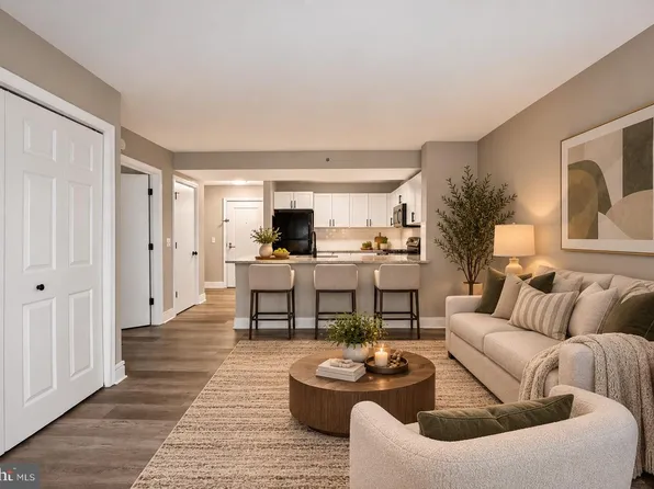 800 4th St SW APT S124, Washington, DC 20024