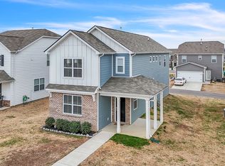 1519 Ashgrove Pl, Lebanon, TN 37087