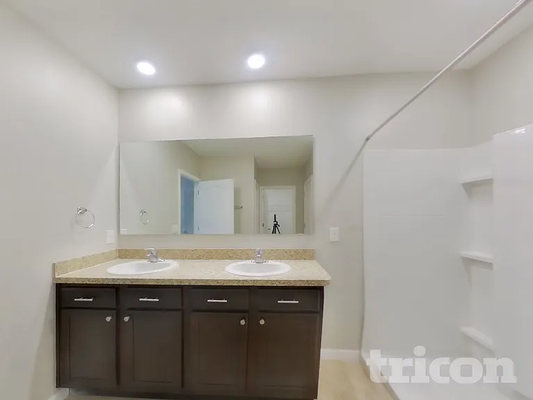 5994 Churchill Square Way — Photo 10