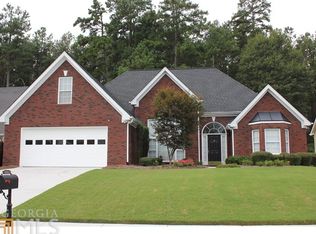 489 Blue Creek Ln, Loganville, GA 30052