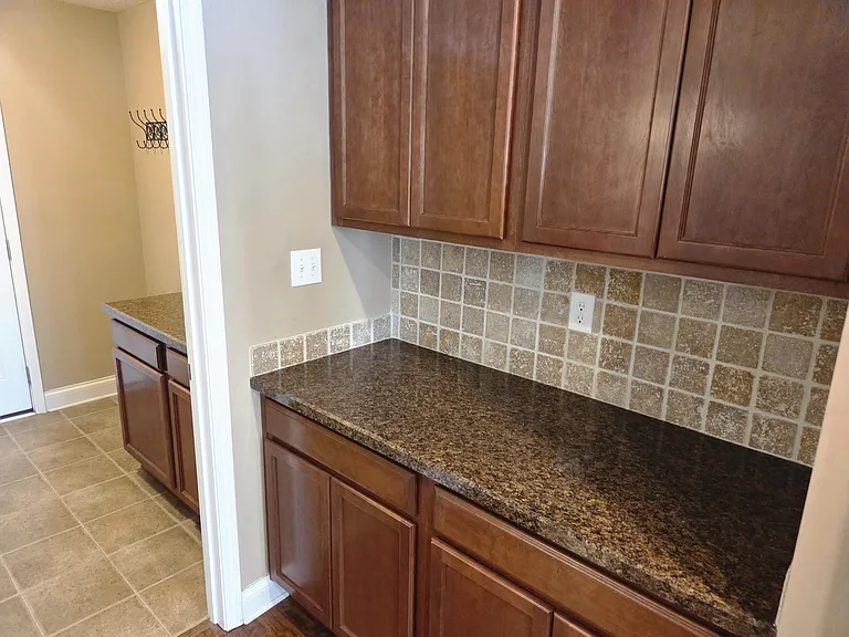 4636 Marcus Trl — Photo 11