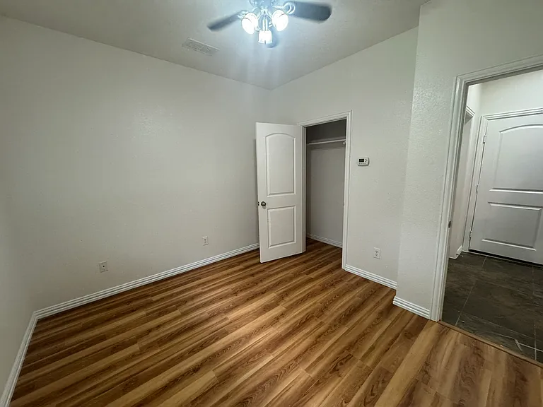 1355 Chase Ln — Photo 23