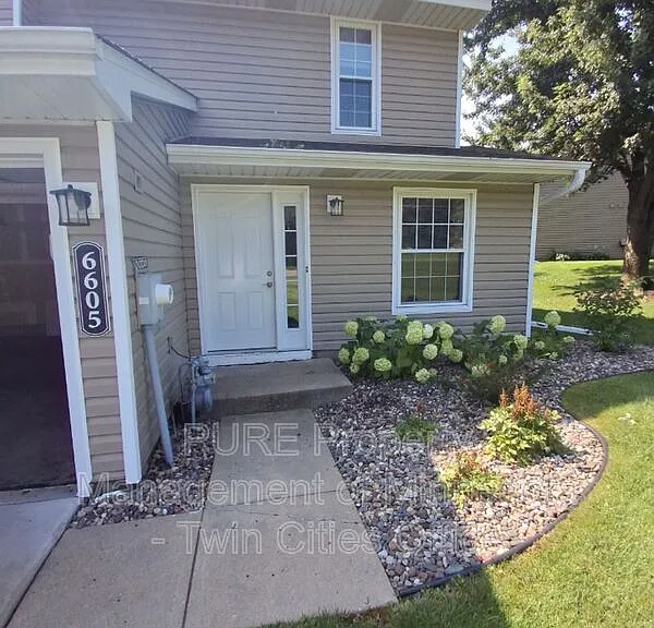 6605 Stillwater Blvd N — Photo 1