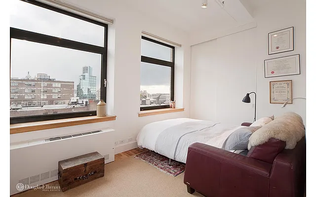 Rented by Douglas Elliman | media 14