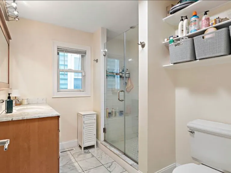 257 E St #1 — Photo 6