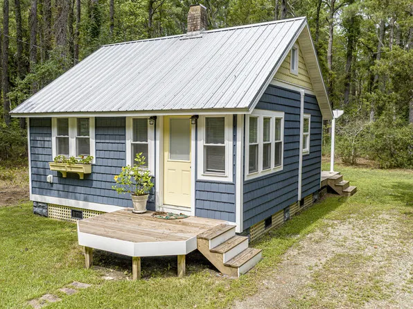 14547 Broadway Rd, Onancock, VA 23417