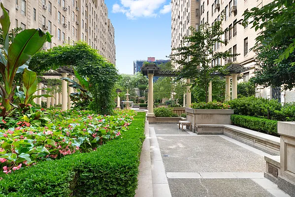 Rented by Douglas Elliman | media 10