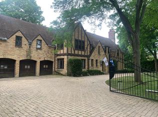 6201 N Kilpatrick Ave, Chicago, IL 60646