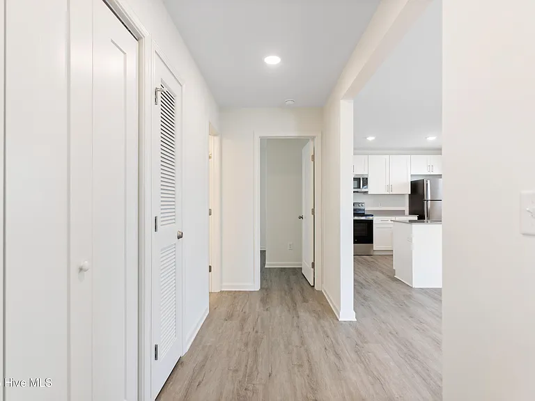 710 Taylor St #B — Photo 12