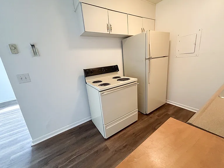 2014 Linden Ave #9 — Photo 7