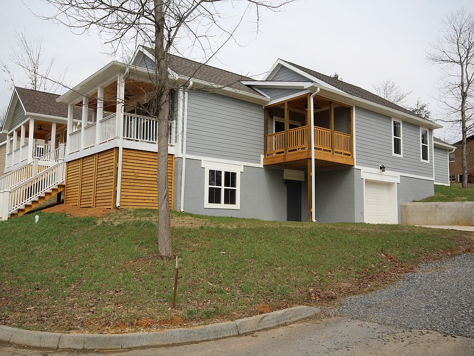 1st image of 372 Blount St