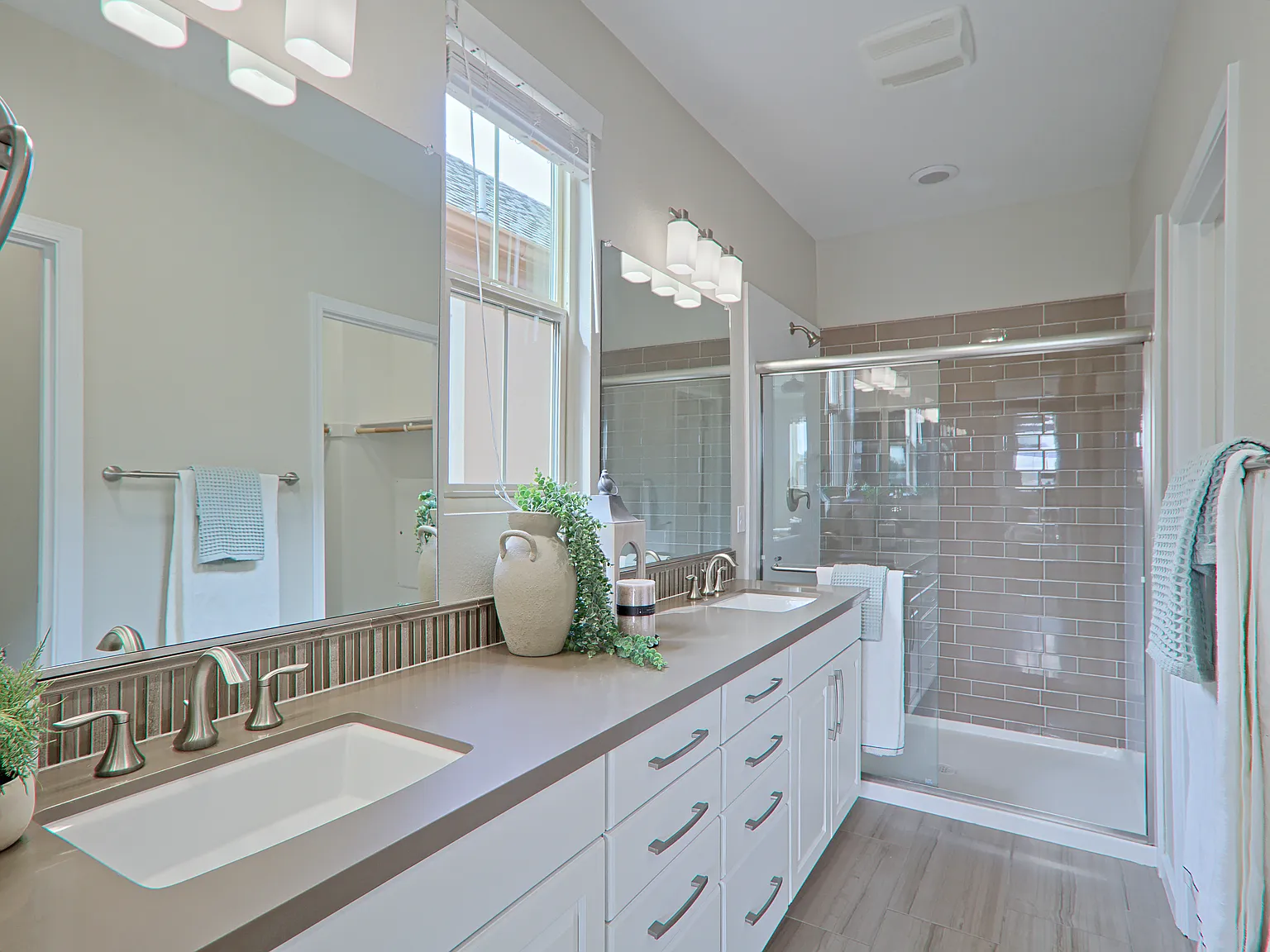 1 bed, 1830 sqft, $1,800 — Photo 2
