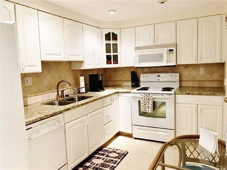 4250 Galt Ocean Dr #15A — Photo 9