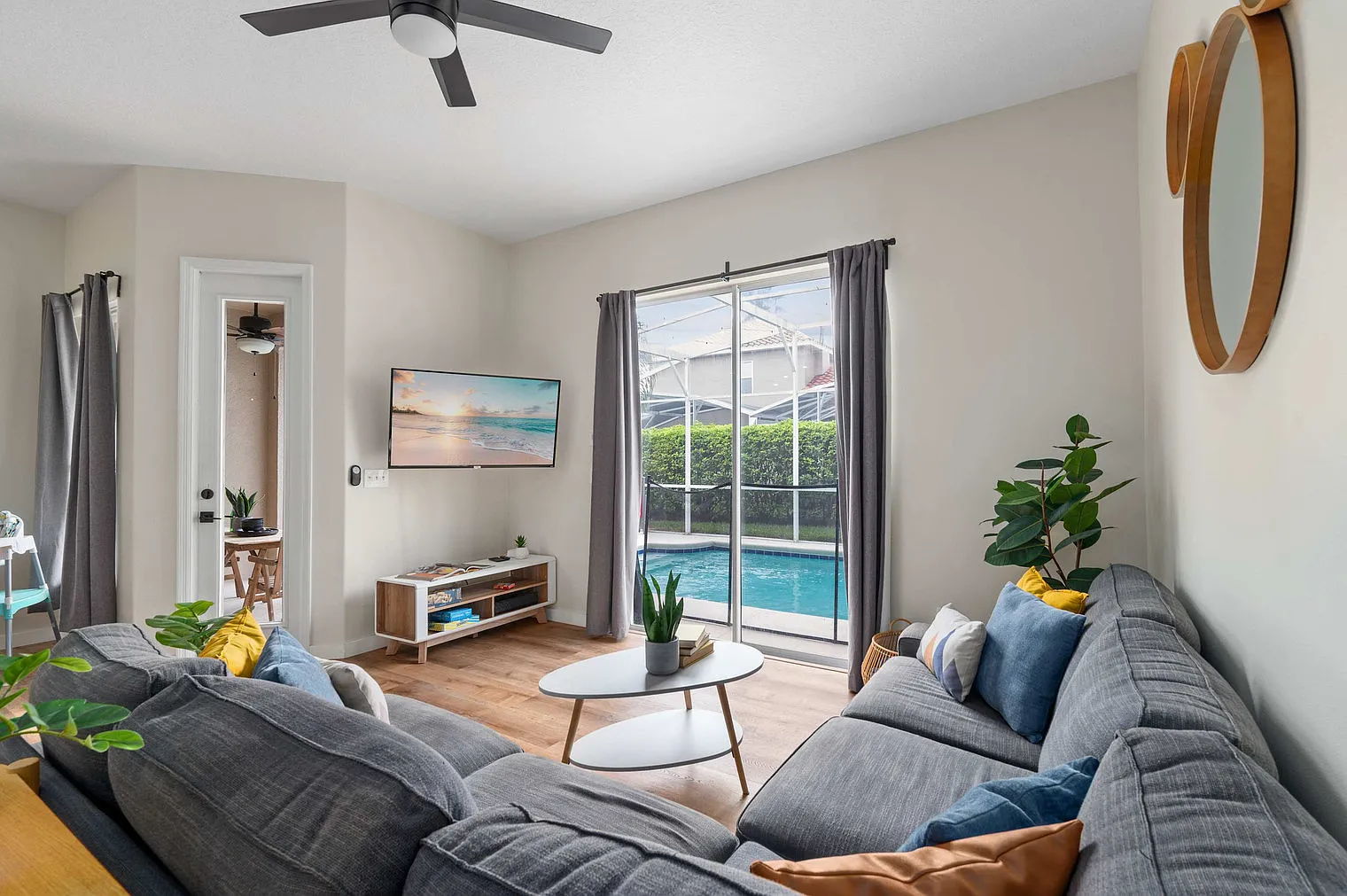 4 bed, 3.0 bath, 1754 sqft, $4,586 — Photo 4