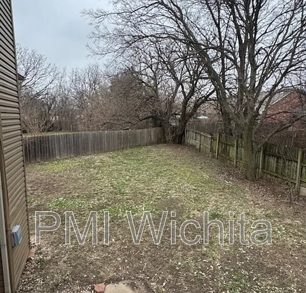 1730 S Beech Ct — Photo 18