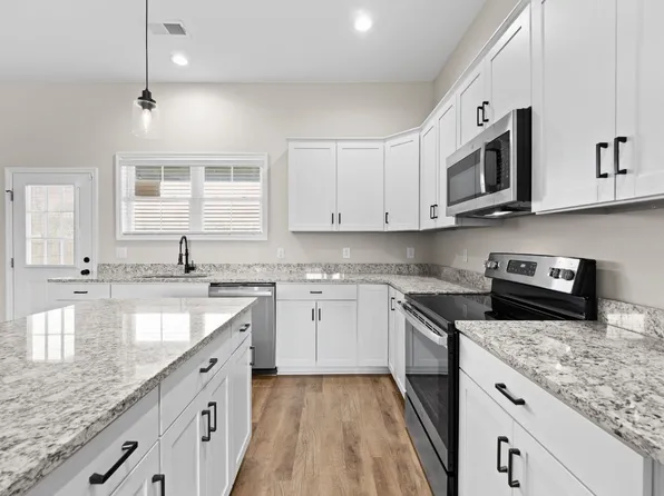 100 Burley Way, Portland, TN 37148