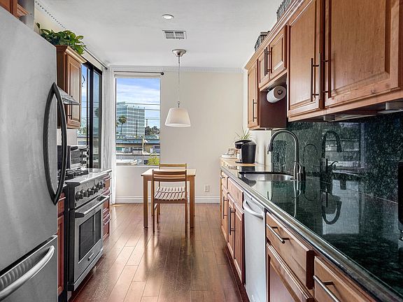 4th image of 11808 Dorothy St APT 303