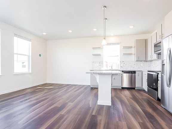 5th image of 4703 N Tower Dr