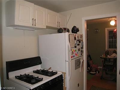 5th image of 1287 Commonwealth Ave