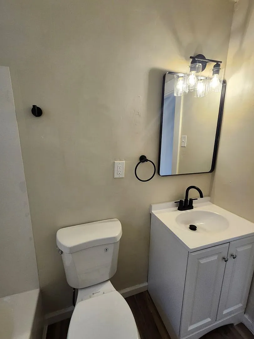 3 bed, 1280 sqft, $1,507 — Photo 3