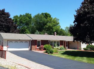 1154 Markris Dr, Hillsdale, MI 49242