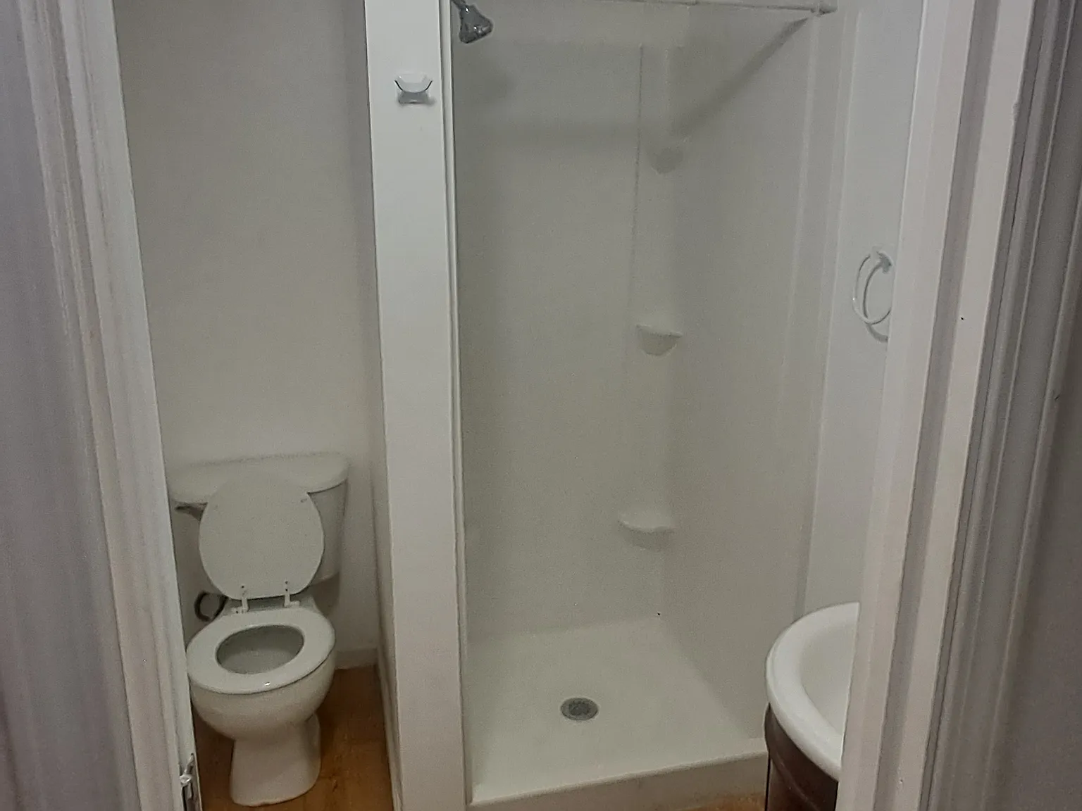 3 bed, 1600 sqft, $2,000 — Photo 2