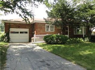 702 Shady Ave, Sharon, PA 16146