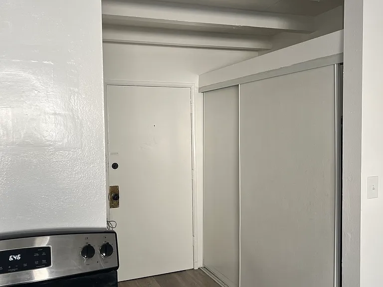 5724 Sepulveda Blvd #L — Photo 3