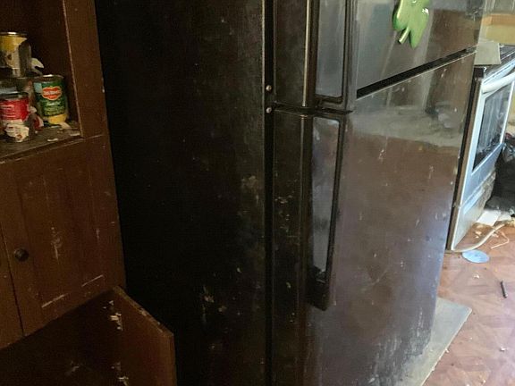 4th image of 9 Lower Newtown Road