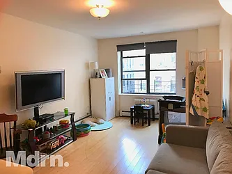 Rented by Mdrn Residential