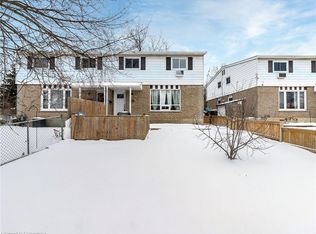 75 Metcalfe Cres #D, Brantford, ON