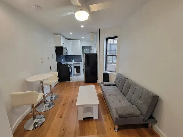 534 W 50th St APT 4C, New York, NY 10019