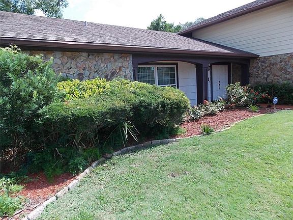 5th image of 8501 Forest Glade Dr