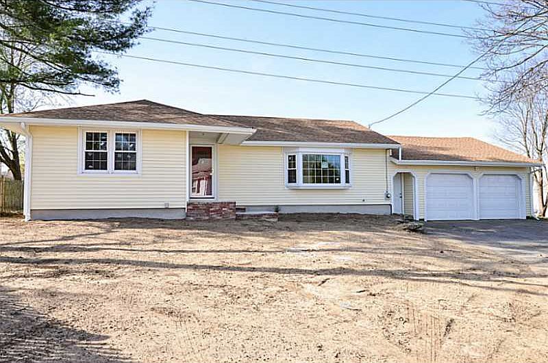 1st image of 10 Heath Ct