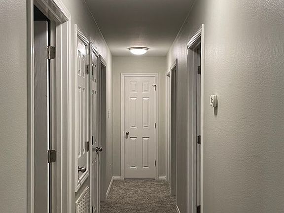 4th image of 212 Scarborough St