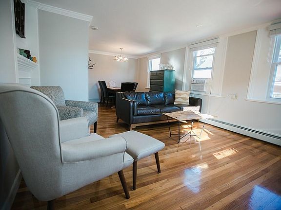 5th image of 10 Oliver St Unit B