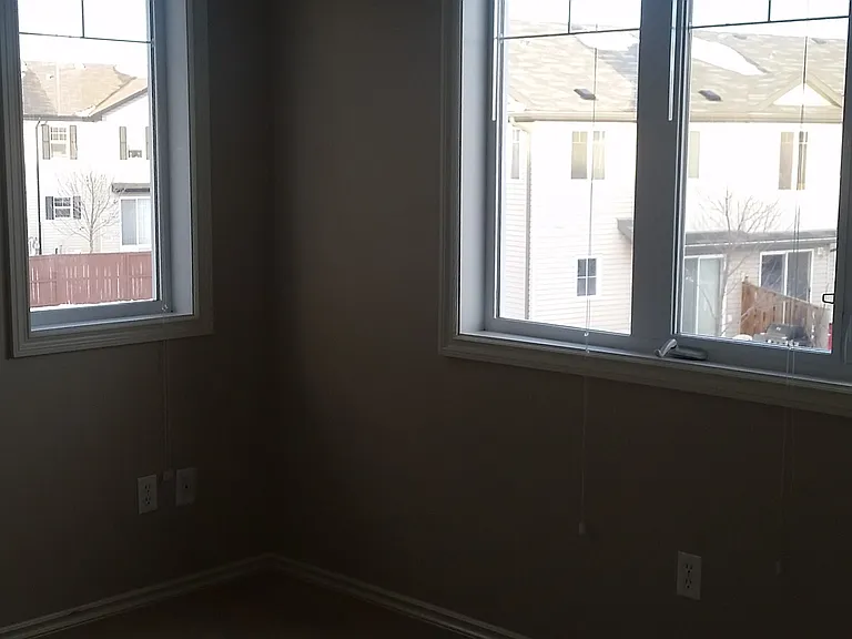303 Slimmon Pl — Photo 8